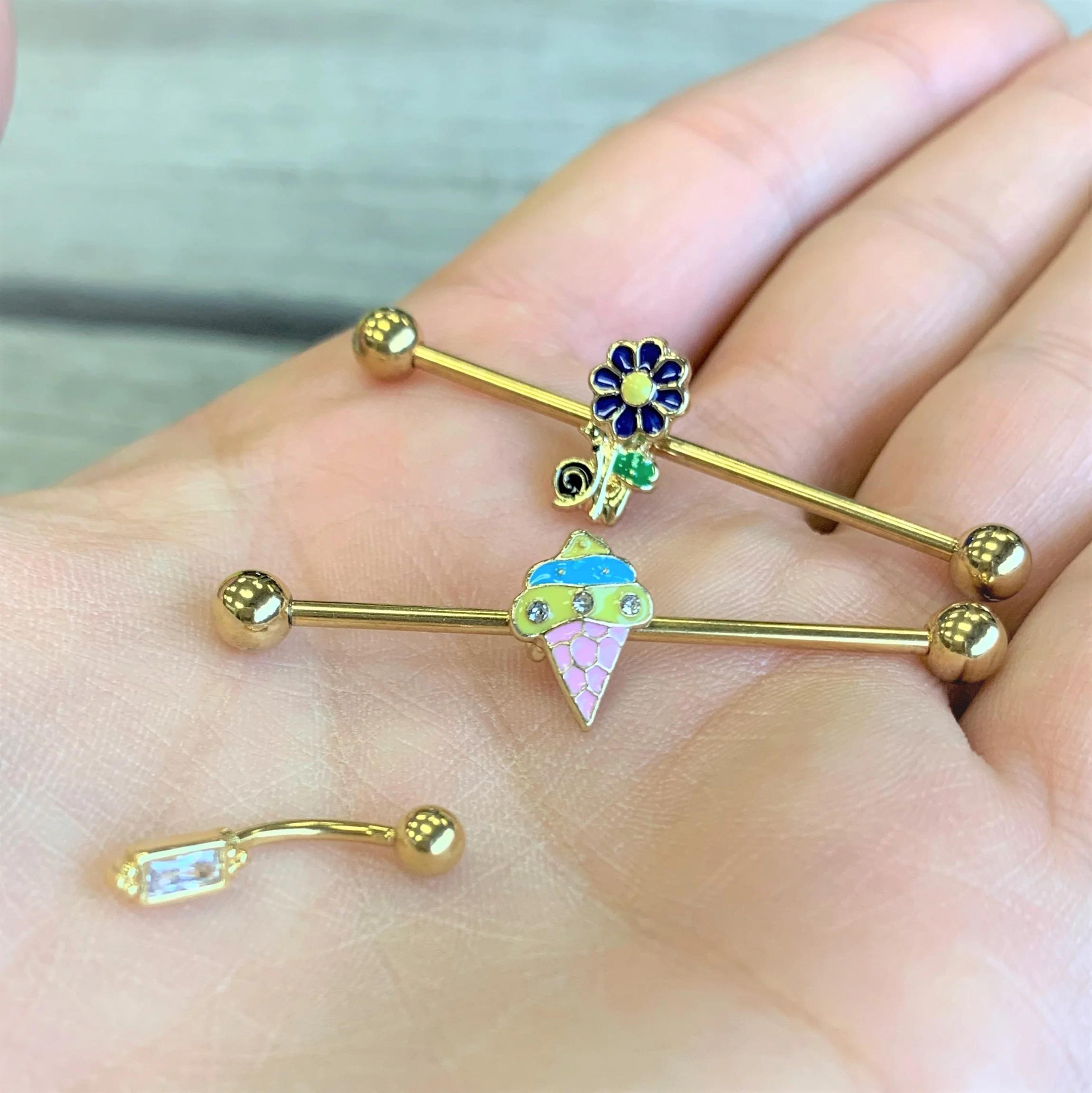 14G Clear Gem Gold Tone Ice Cream Cone Industrial Barbell 38mm - Image 3