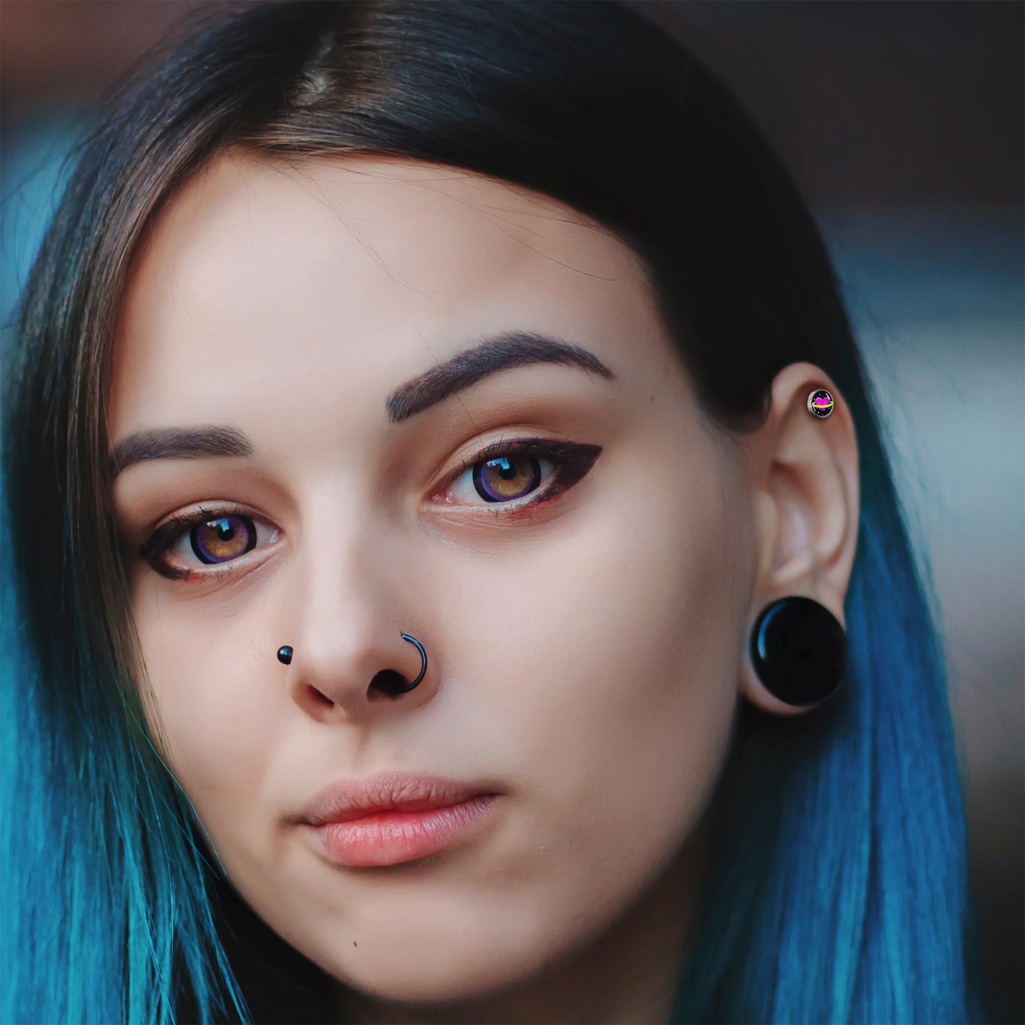 16G 1/4 Heart Planet Cartilage Tragus Earring by Onyx O - Image 3