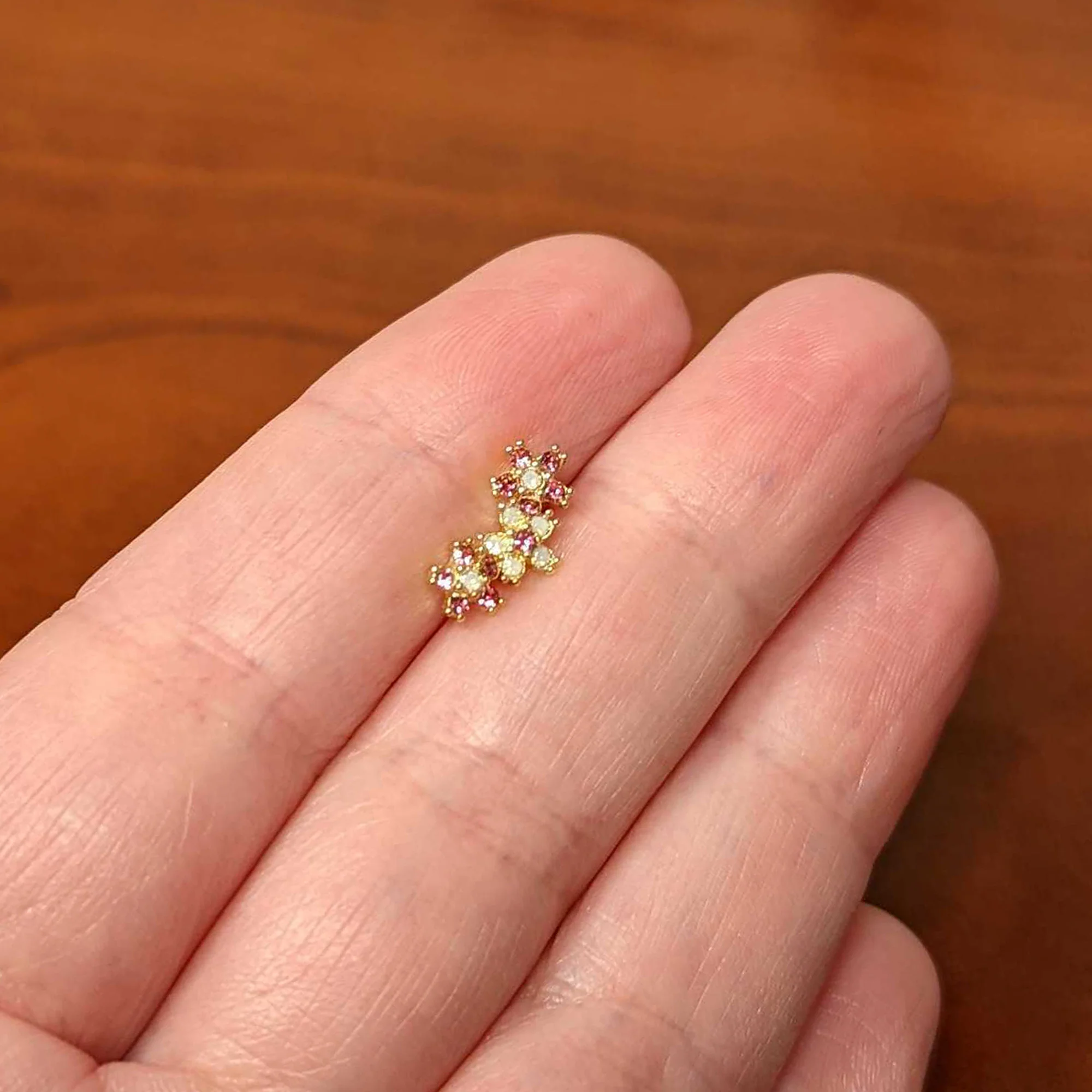 16G 1/4 White Faux Opal Gold Tone Bunch Flowers Cartilage Tragus - Image 5