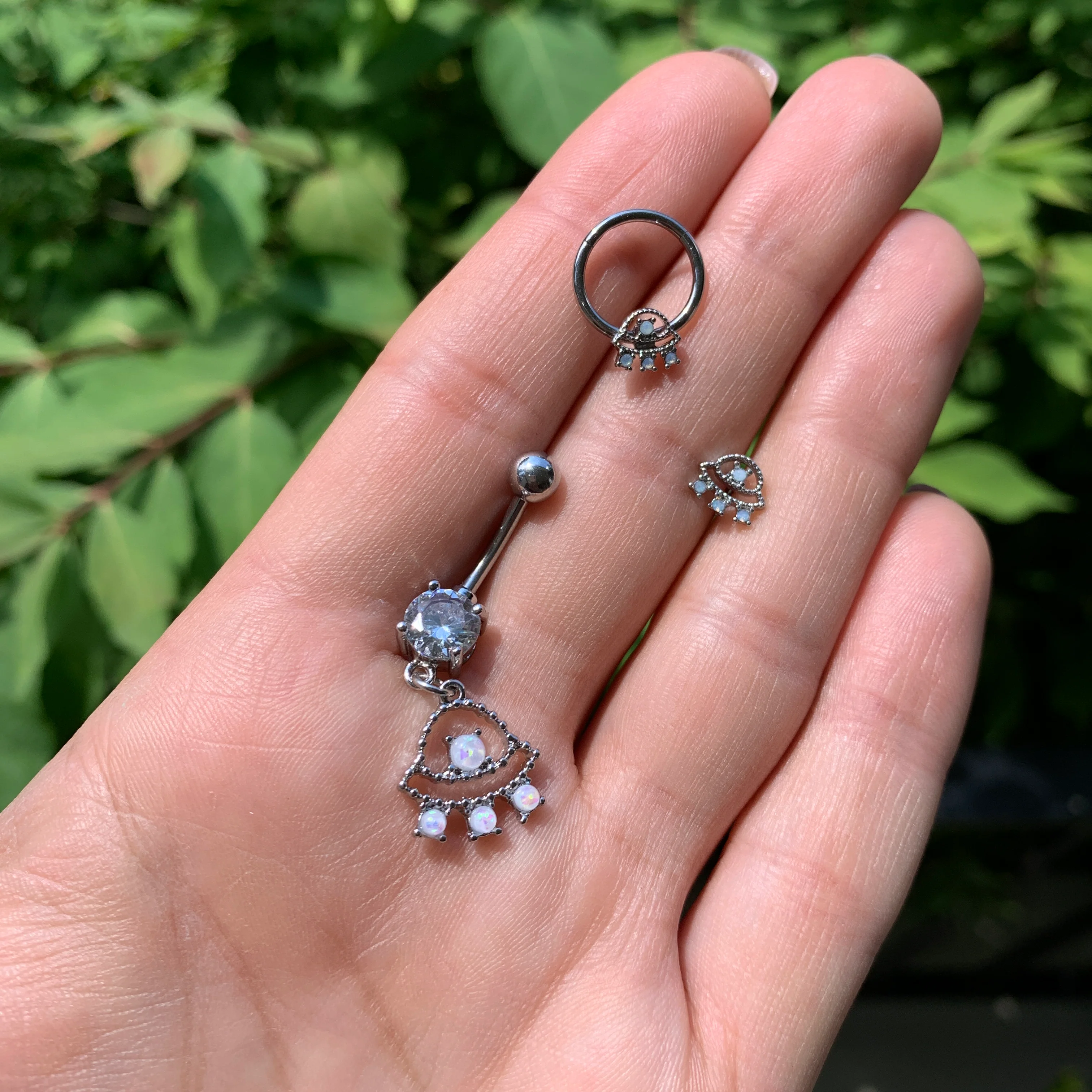 16G 3/8 White Faux Opal UFO Septum Ring - Image 2