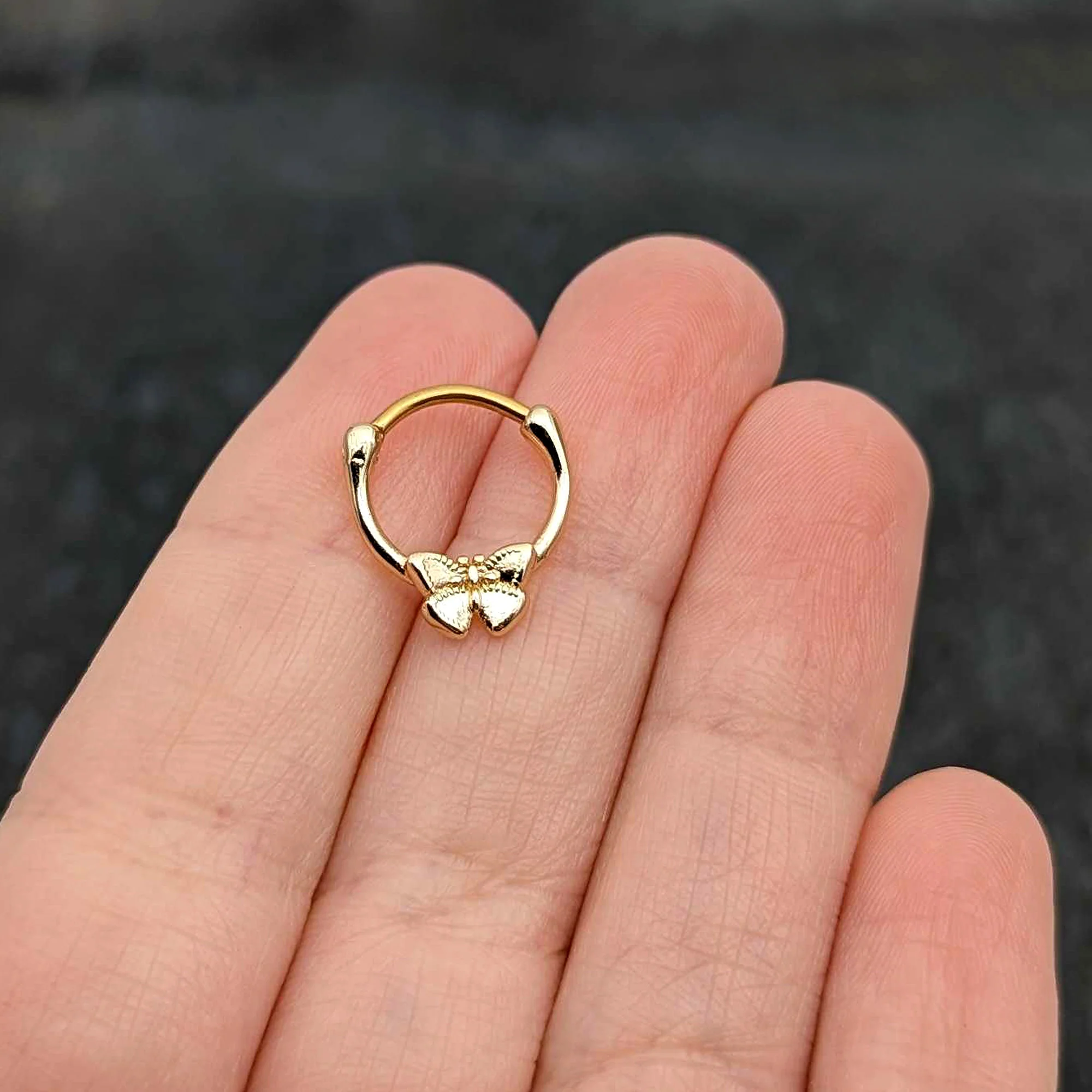 16G 5/16 Gold Tone Simple Textured Butterfly Cartilage Clicker - Image 8