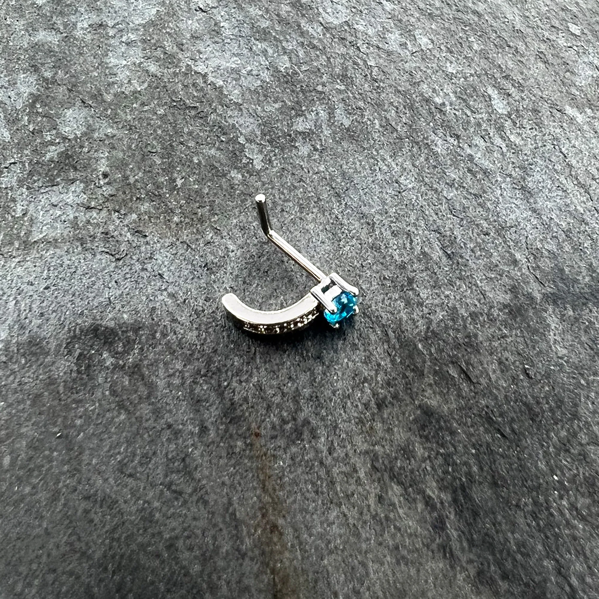 20G 1/4 Blue Gem Texture Glam Faux Hoop L Shape Nose Ring - Image 5
