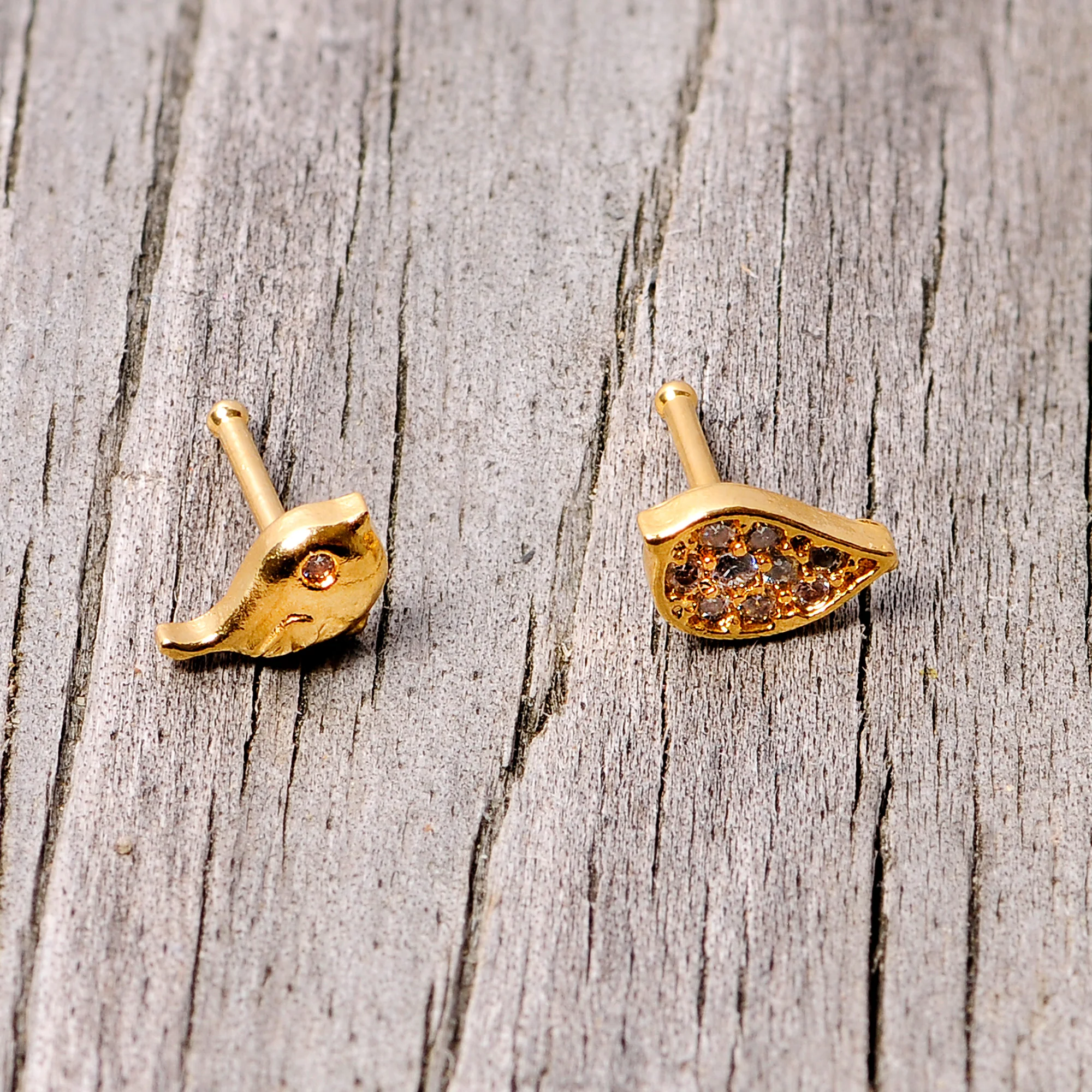 20G 1/4 Clear CZ Gem Gold Tone Little Birds Nose Bone Set of 2 - Image 4
