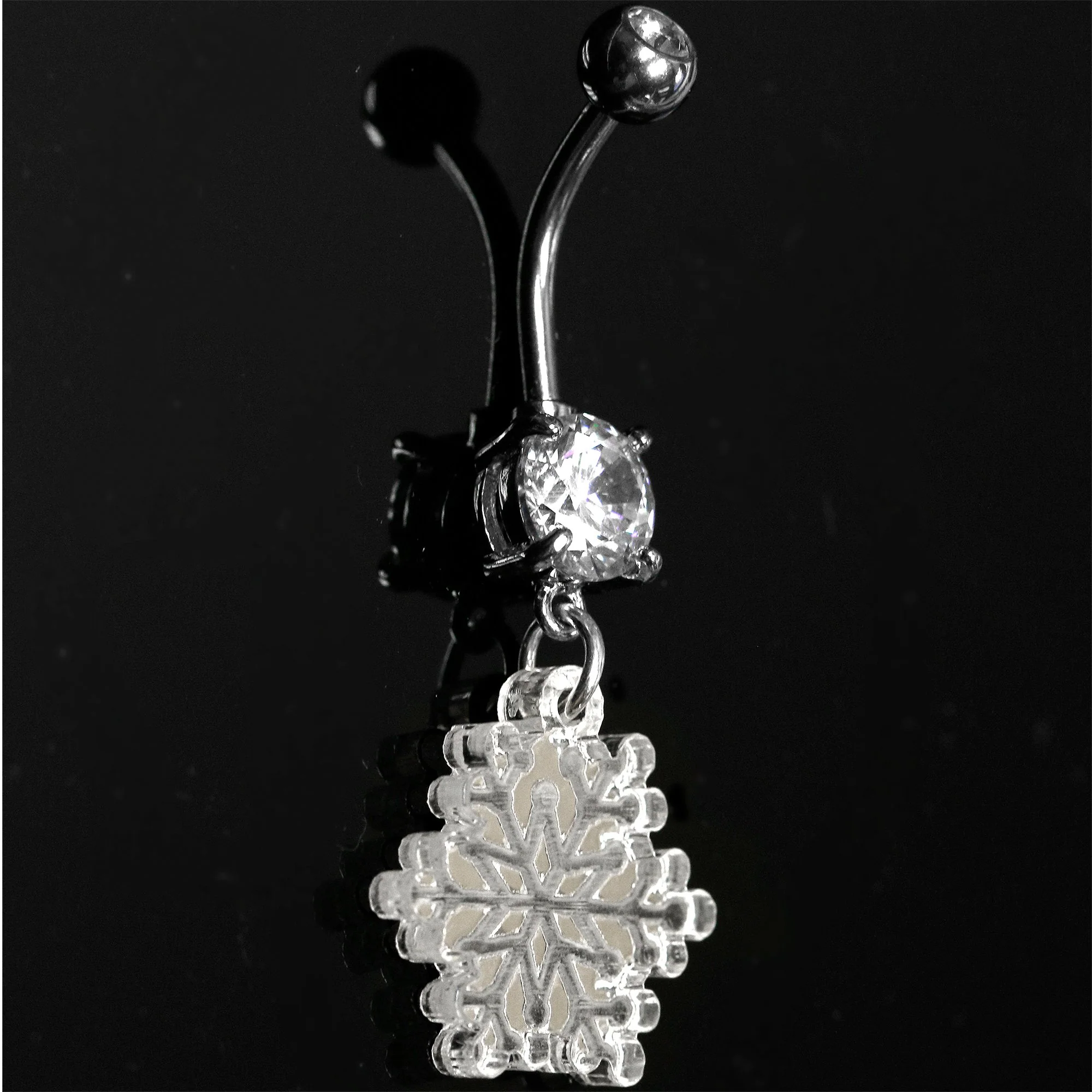 Clear Gem Winter Snowflake Dangle Belly Ring - Image 2