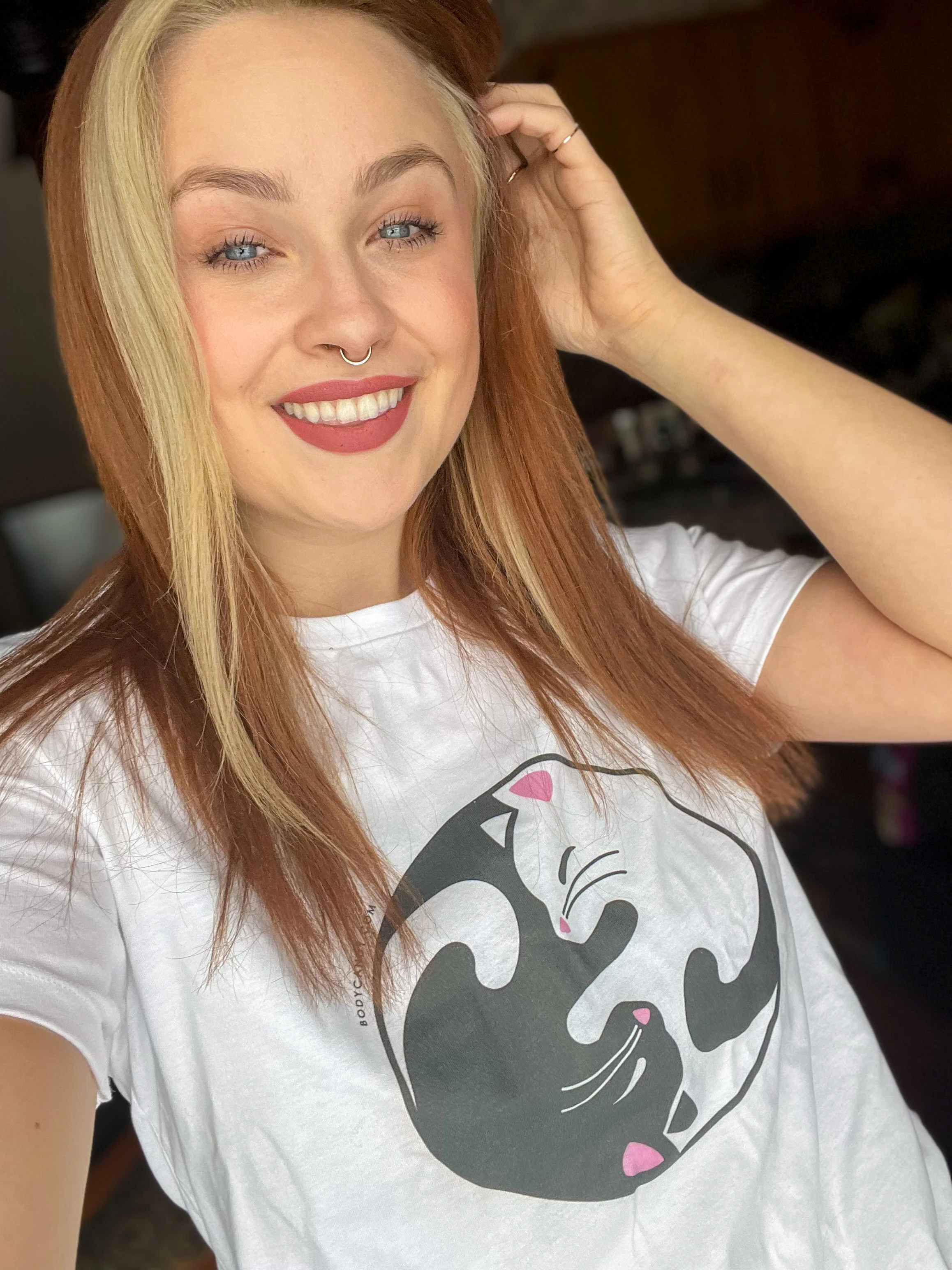 Cute Kitty Cat Yin Yang Crew Neck Tee Shirt - Image 4