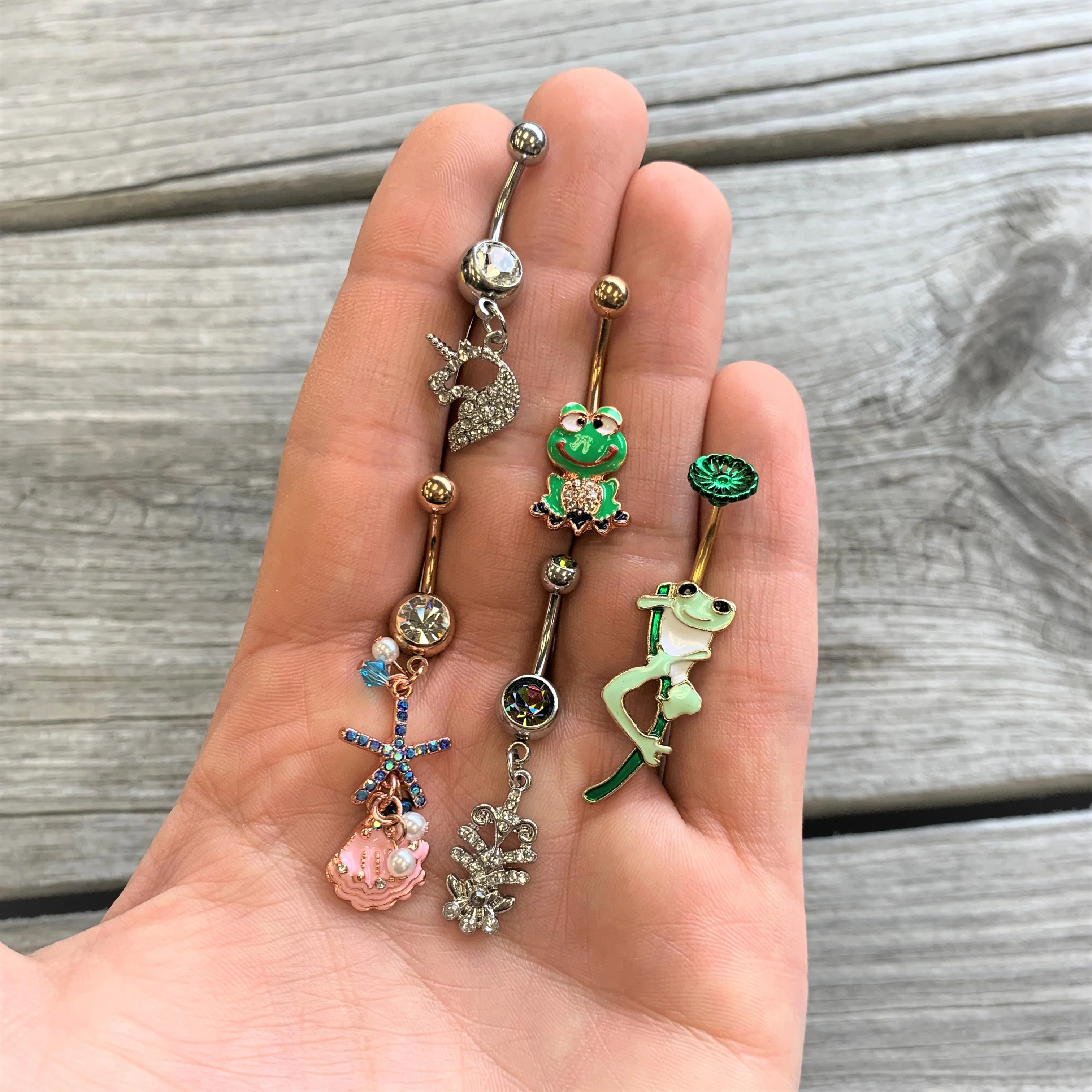 Green Gold Tone Frog Flower Double Mount Belly Ring - Image 2