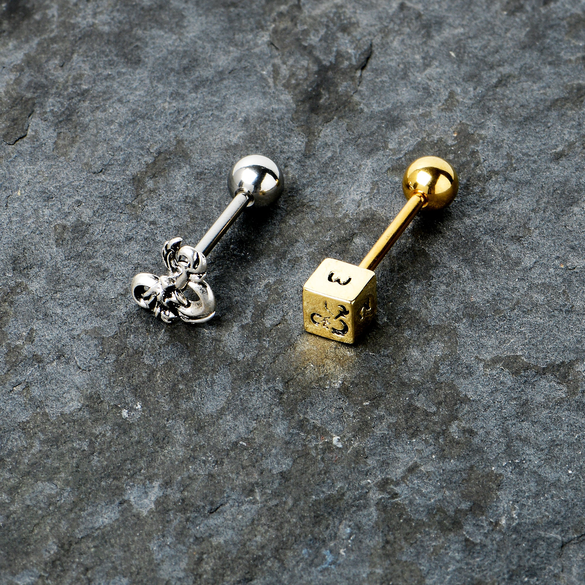 Officially Licensed Dungeons & Dragons Dice Barbell Tongue Ring  Set of 2 - Image 2