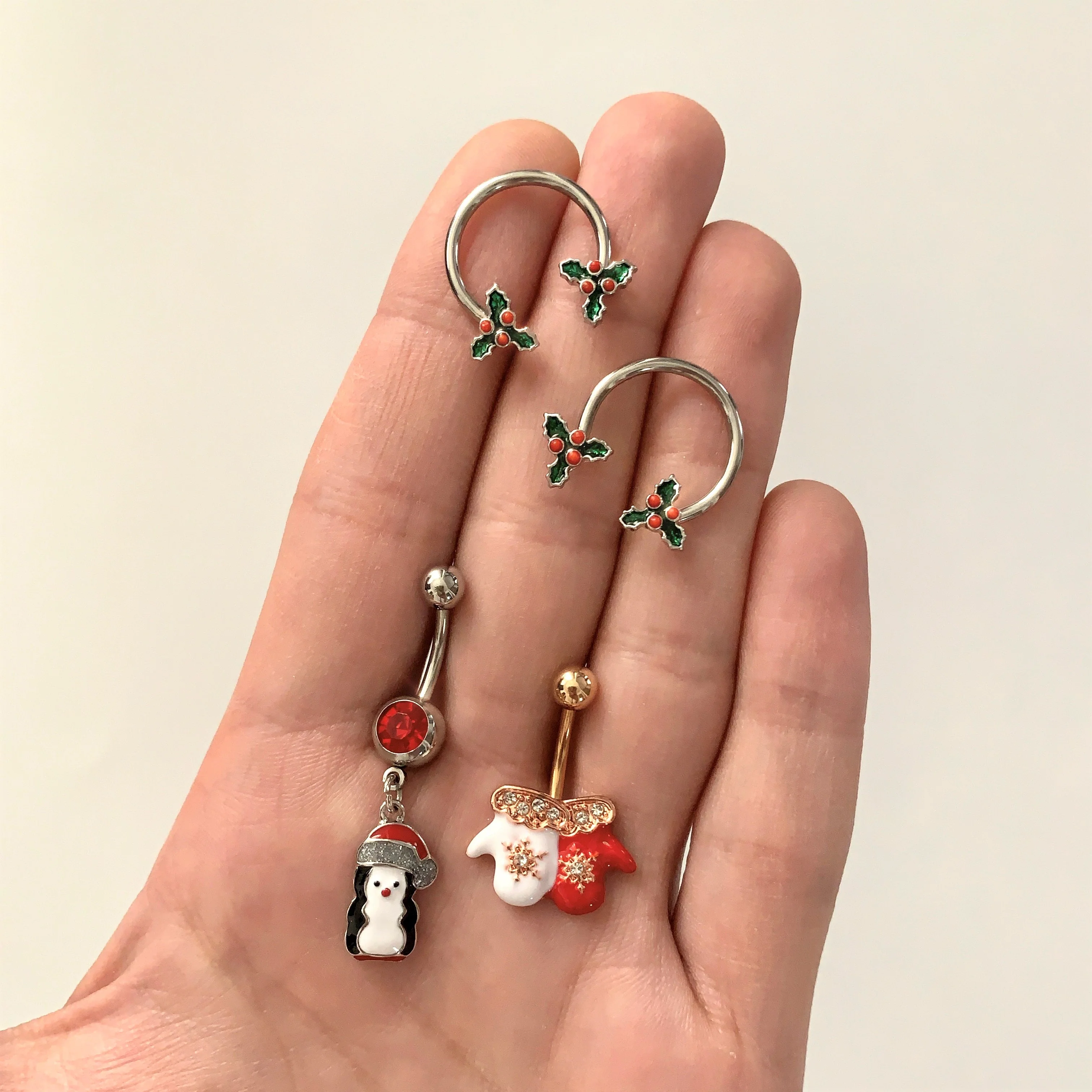 Red Gem Holiday Penguin Christmas Dangle Belly Ring - Image 3